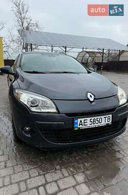 Универсал Renault Megane 2010 в 