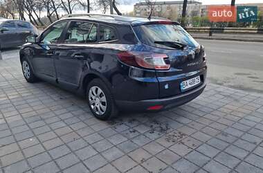 Универсал Renault Megane 2010 в 