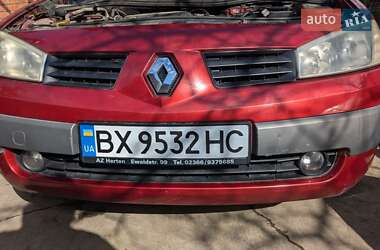 Хэтчбек Renault Megane 2004 в 