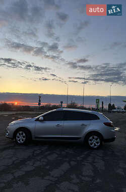 Универсал Renault Megane 2011 в 
