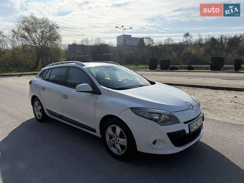 Універсал Renault Megane 2011 в Дніпрі фото 4 Універсал Renault Megane 2011 в Дніпрі