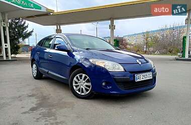 Универсал Renault Megane 2011 в 