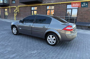 Седан Renault Megane 2005 в 