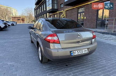 Седан Renault Megane 2005 в 