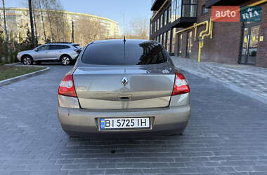 Седан Renault Megane 2005 в 