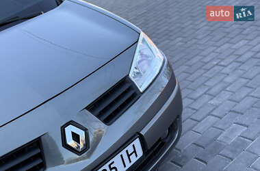 Седан Renault Megane 2005 в 