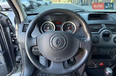 Седан Renault Megane 2005 в 