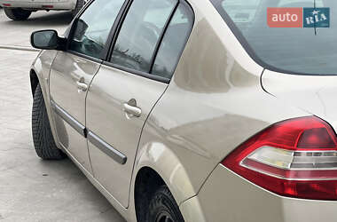 Седан Renault Megane 2006 в 