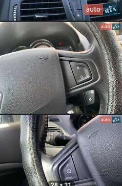 Хэтчбек Renault Megane 2013 в 