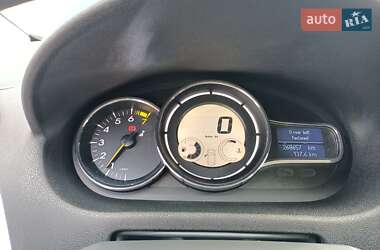Хэтчбек Renault Megane 2009 в 