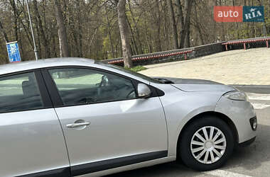 Универсал Renault Megane 2012 в 