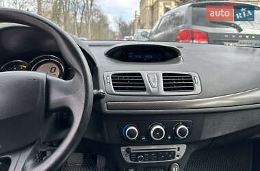 Универсал Renault Megane 2012 в 