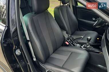Хэтчбек Renault Megane 2011 в 