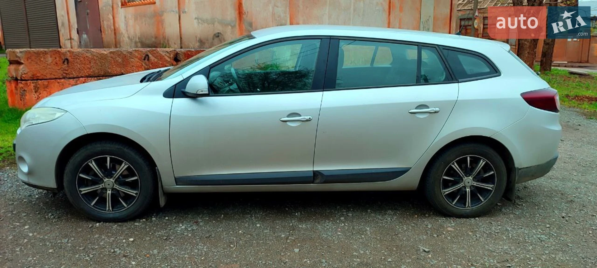 2010 Renault Megane - фото 1