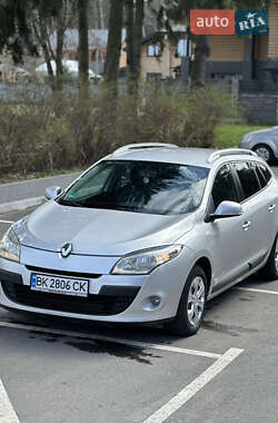 Универсал Renault Megane 2010 в 