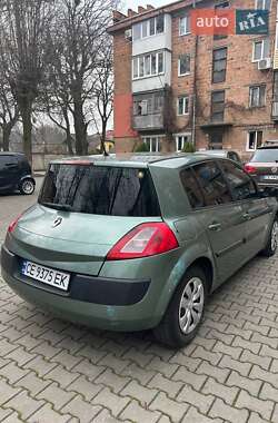 Хэтчбек Renault Megane 2003 в 