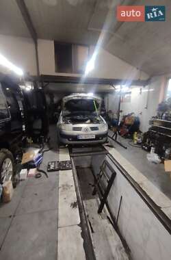 Хэтчбек Renault Megane 2004 в 