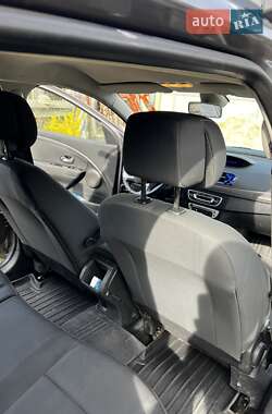 Универсал Renault Megane 2012 в 