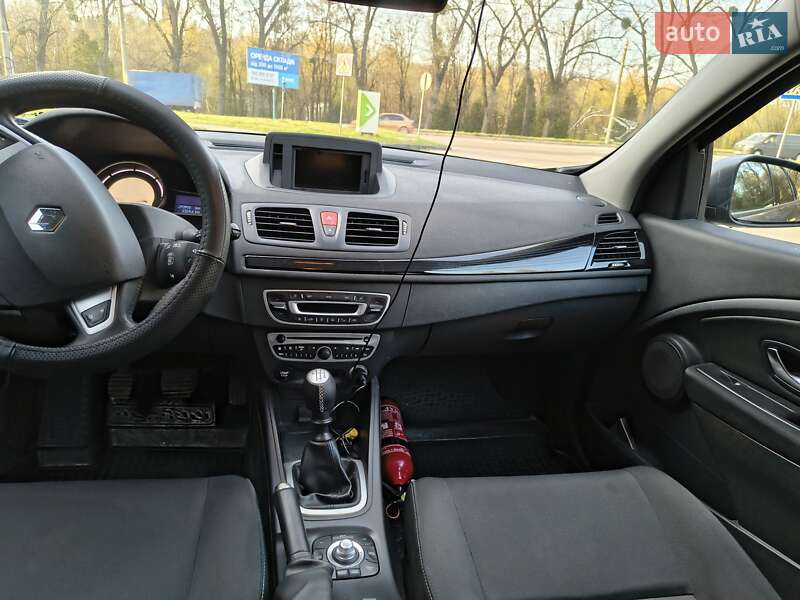 Універсал Renault Megane 2011 в Рівному фото 15 Універсал Renault Megane 2011 в Рівному
