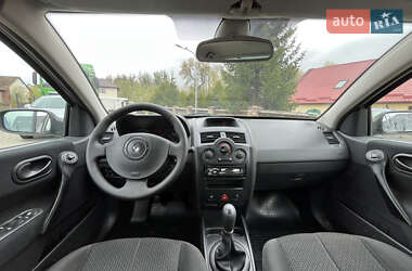 Седан Renault Megane 2003 в 