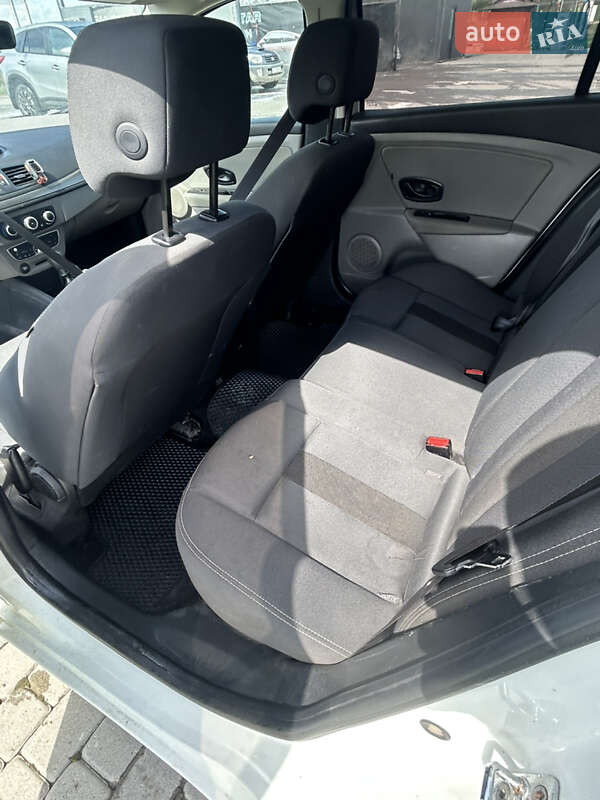 Универсал Renault Megane 2010 в Рудки