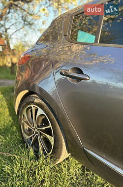 Хэтчбек Renault Megane 2015 в 