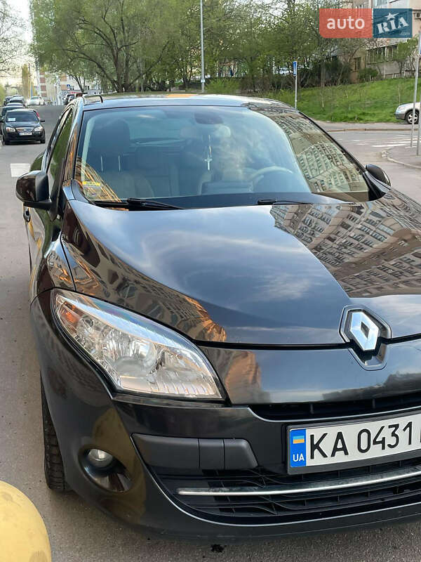 Хэтчбек Renault Megane 2010 в Киеве фото 10 Хэтчбек Renault Megane 2010 в Киеве