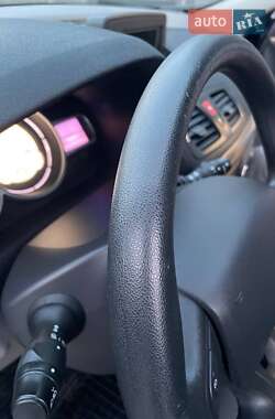 Хэтчбек Renault Megane 2012 в 