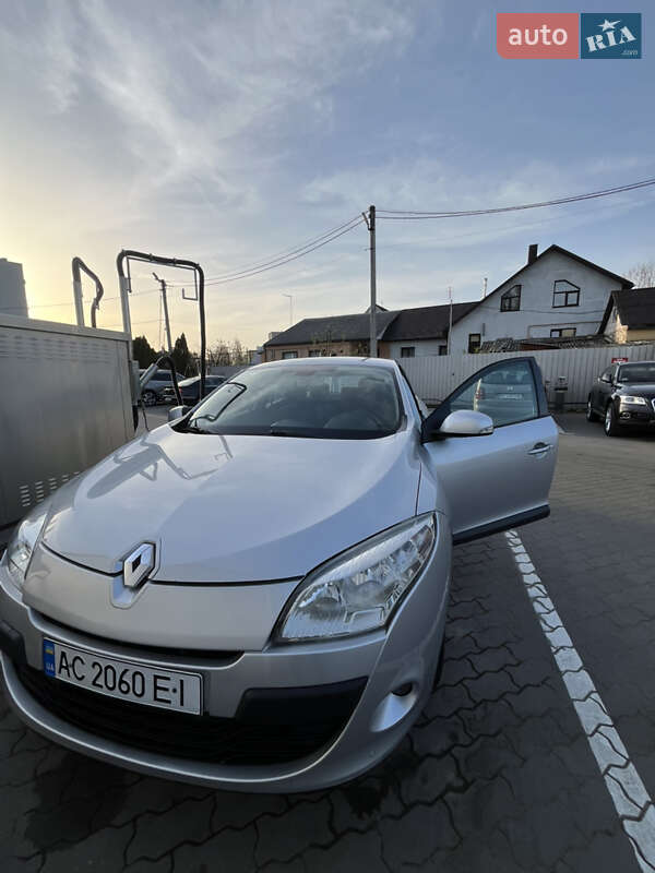 Renault Megane 2011 Renault Megane 2011