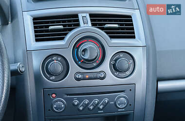Универсал Renault Megane 2006 в 