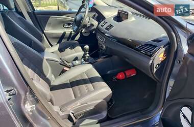 Универсал Renault Megane 2016 в 