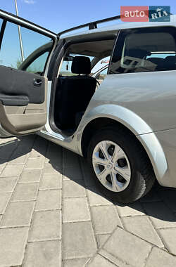 Универсал Renault Megane 2004 в 
