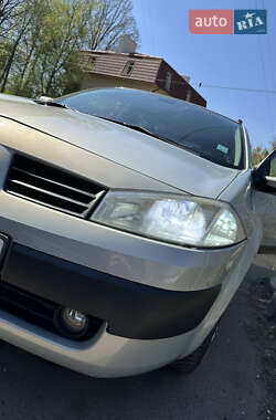 Универсал Renault Megane 2004 в 
