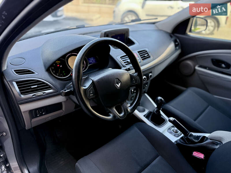 Хэтчбек Renault Megane 2010 в Одессе