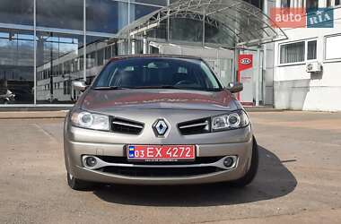 Седан Renault Megane 2009 в 