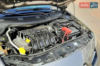 Седан Renault Megane 2009 в 