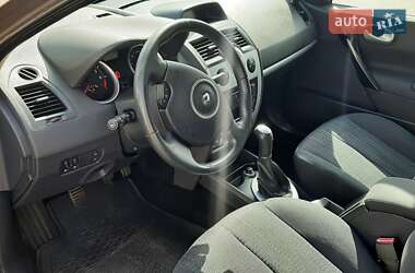 Седан Renault Megane 2009 в 