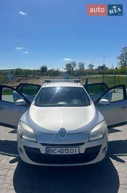 Хэтчбек Renault Megane 2010 в 