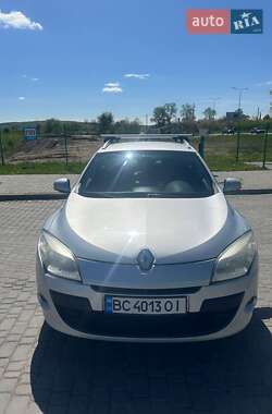 Хэтчбек Renault Megane 2010 в 