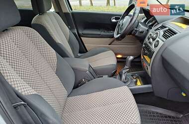 Седан Renault Megane 2003 в 