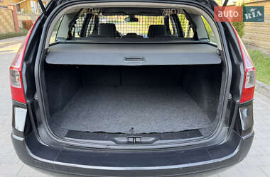 Универсал Renault Megane 2006 в  фото 27 Универсал Renault Megane 2006 в