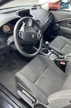 Универсал Renault Megane 2011 в 