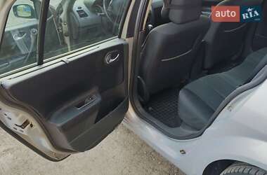 Универсал Renault Megane 2004 в 
