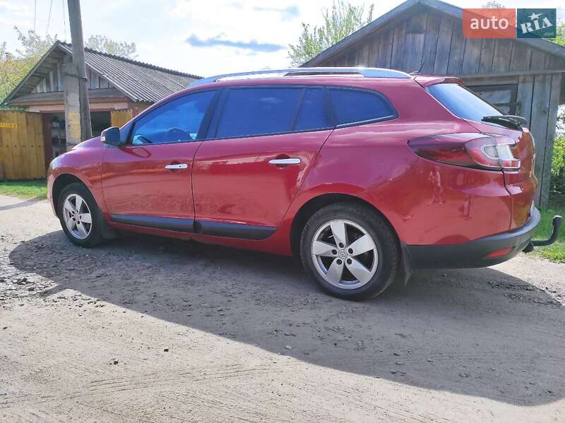 Универсал Renault Megane 2010 в Сарнах