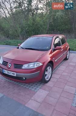 Хэтчбек Renault Megane 2005 в 