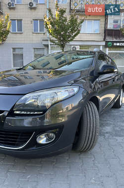 Универсал Renault Megane 2012 в 