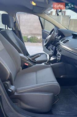 Универсал Renault Megane 2012 в 