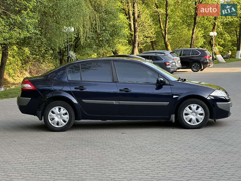 Седан Renault Megane 2007 в Сваляві