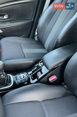 Универсал Renault Megane 2011 в 