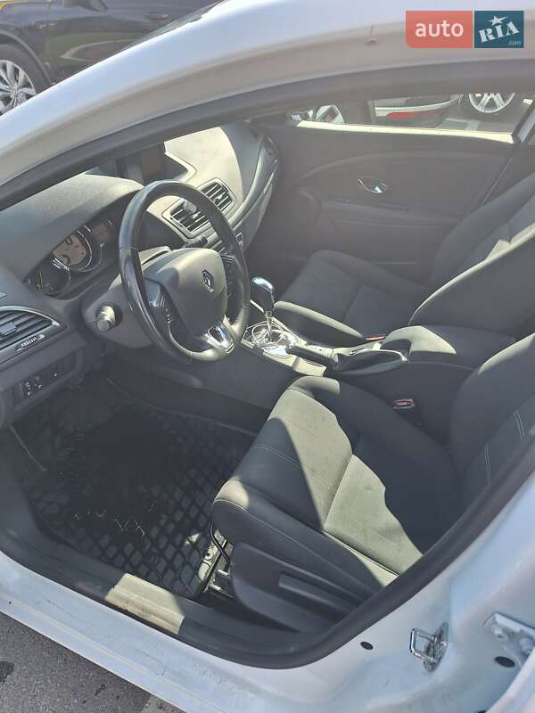 Хэтчбек Renault Megane 2014 в Киеве